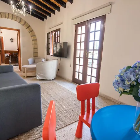 Сasa de vacaciones Zurbar Traditional